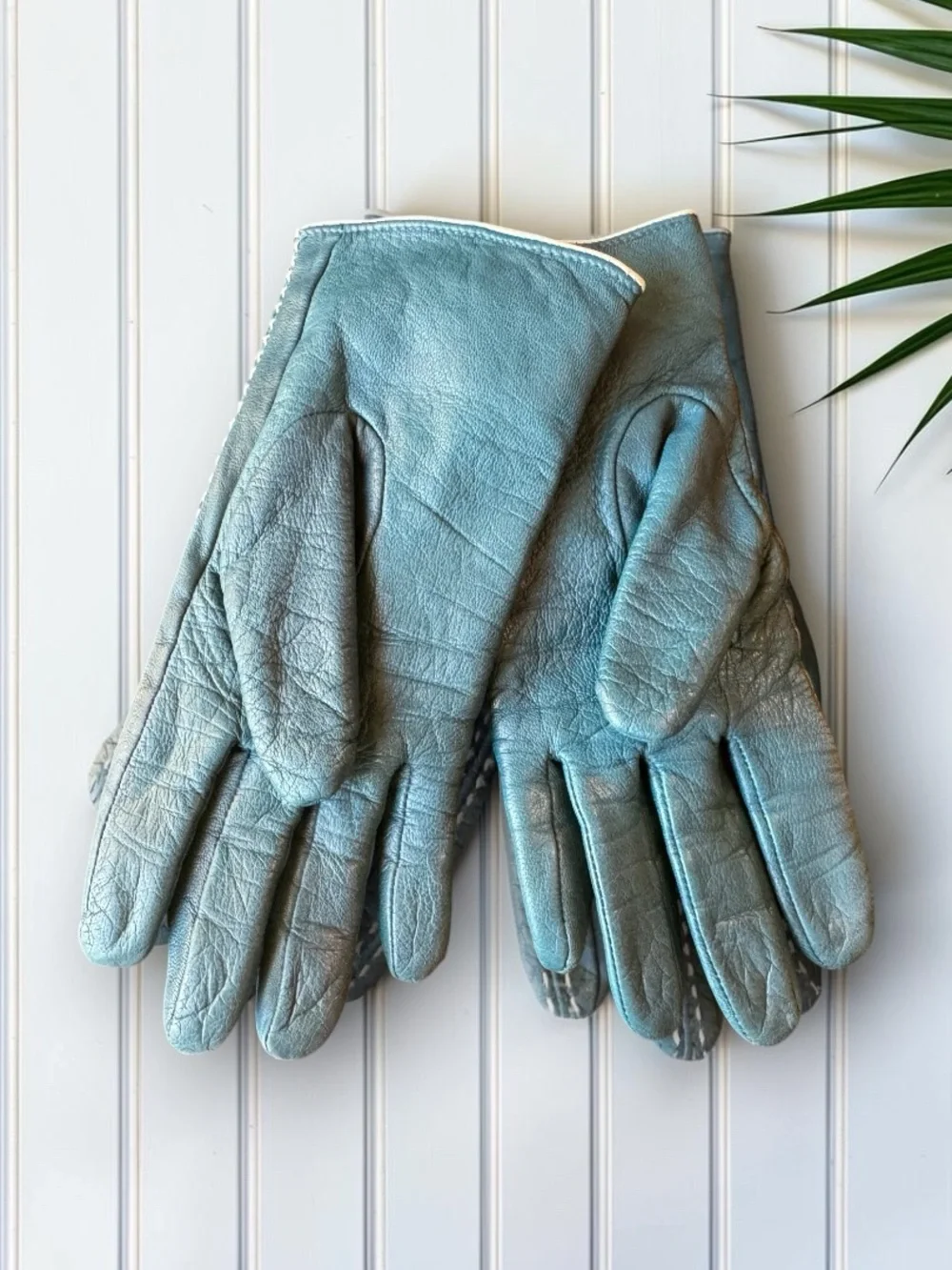 Merona Teal Blue Faux Leather Gloves White Contrast Stitching S/M
